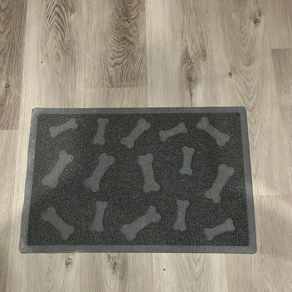 Dog bowl mat